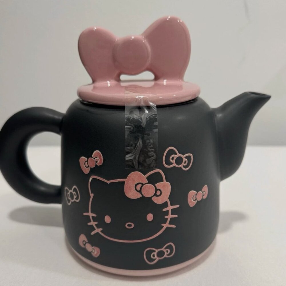 NEW TEAPOT Rare Hello Kitty Lets Go Summer 2025 BLUES CLAYWORKS SANRIO BlackPink - Picture 3 of 6